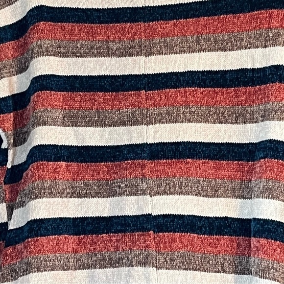 Women's Chenault Striped Sweater - Picture 6 of 8